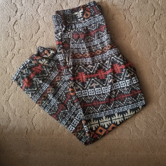 Aztec pants - Picture 1 of 3